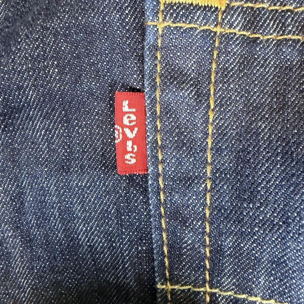 Levi's 569 Straight Leg Jeans Mens 34x32 Blue Denim Dark Wash Contract Stitching
